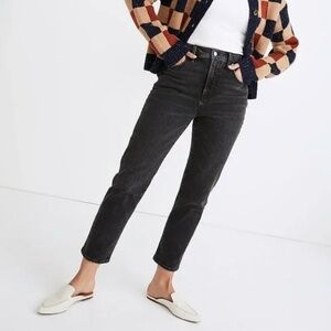 Madewell The Perfect Vintage Ankle Jean in Faded Black Wash